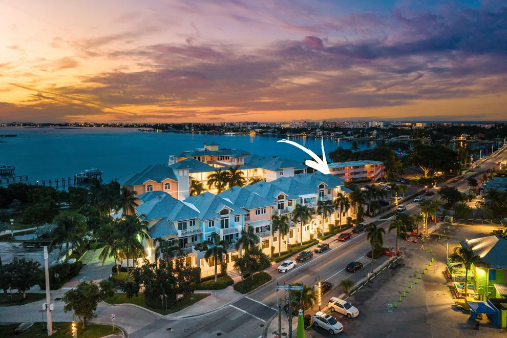 Unit for sale at 305 E Ocean Avenue, Lantana, FL 33462