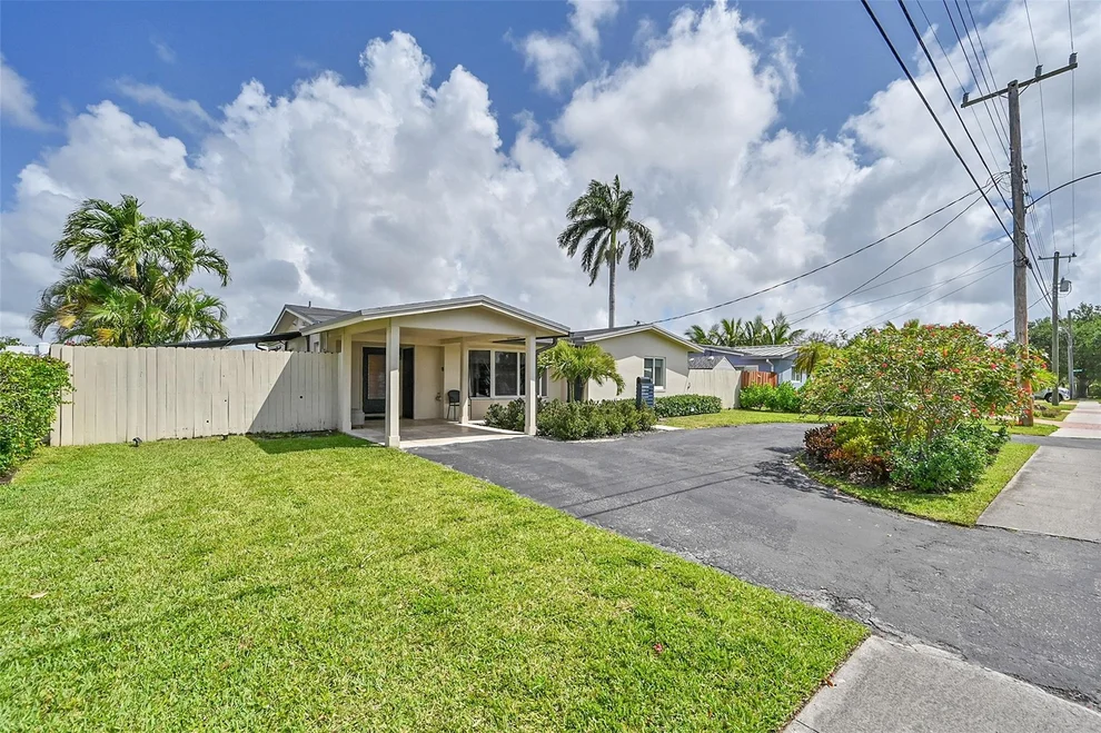 Unit for sale at 1717 NW 39 Street, Oakland Park, FL 33309