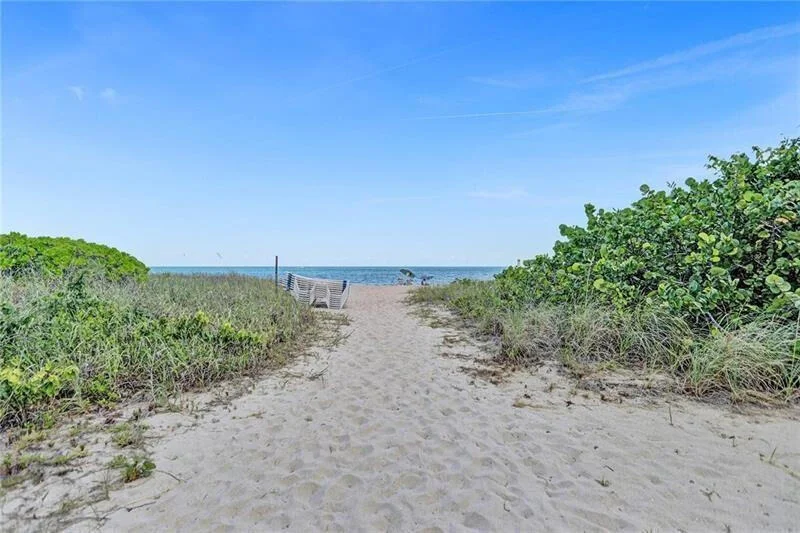 Unit for sale at 1967 S Ocean Boulevard, Lauderdale By The Sea, FL 33062