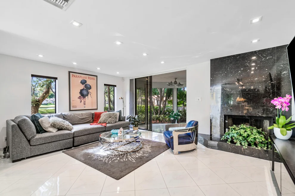 Unit for sale at 5294 Tenth Fairway Drive, Delray Beach, FL 33484