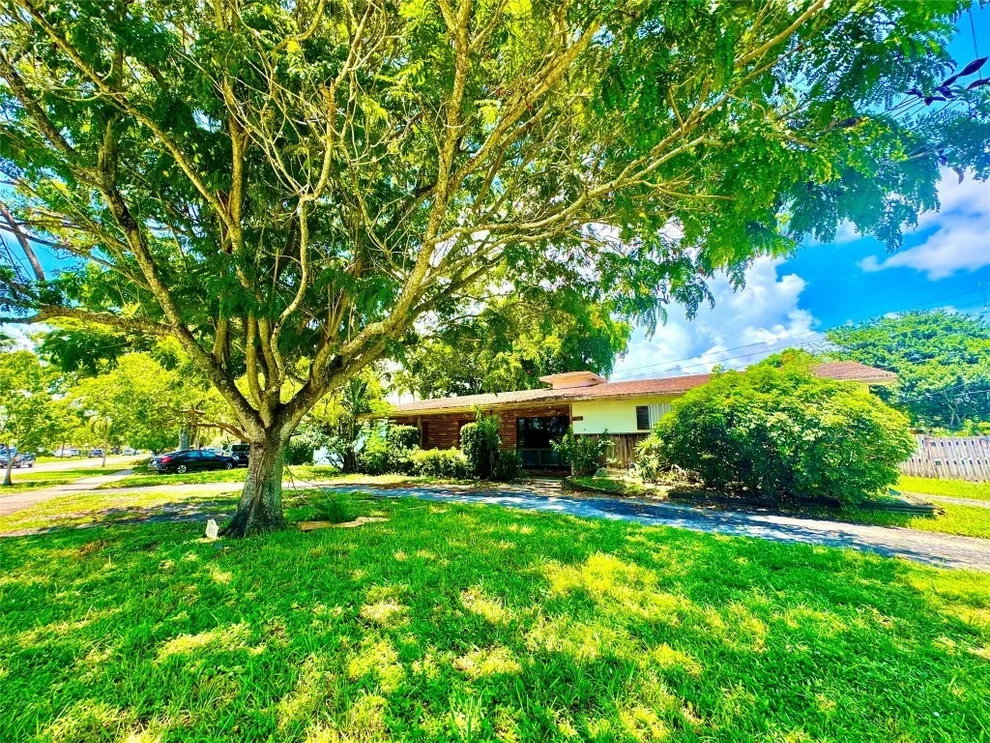 Unit for sale at 4801 Tyler Street, Hollywood, FL 33021