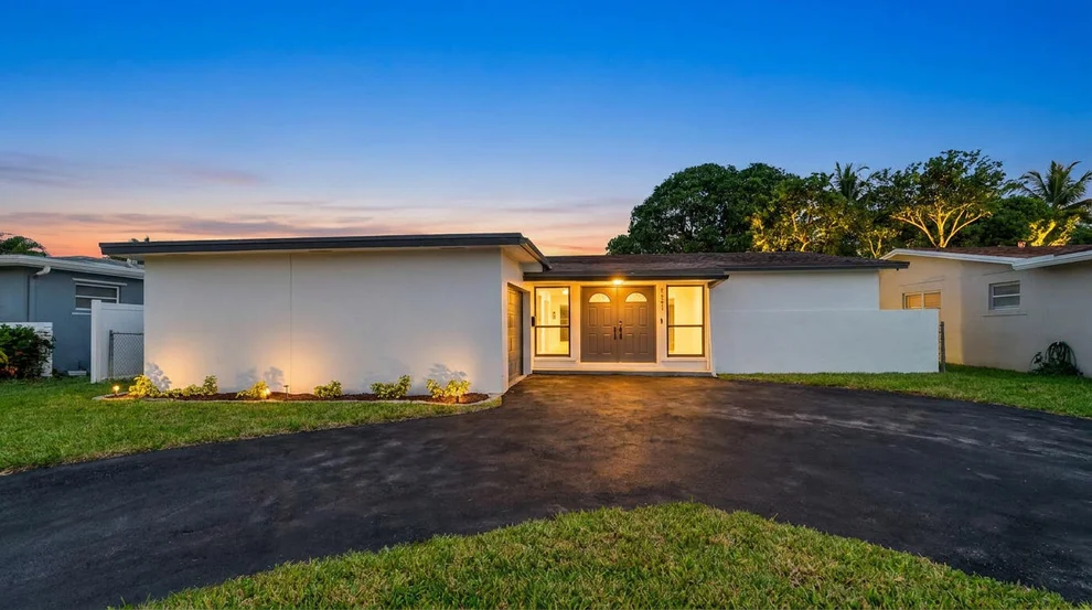 Unit for sale at 9351 NW 20th Place, Sunrise, FL 33322