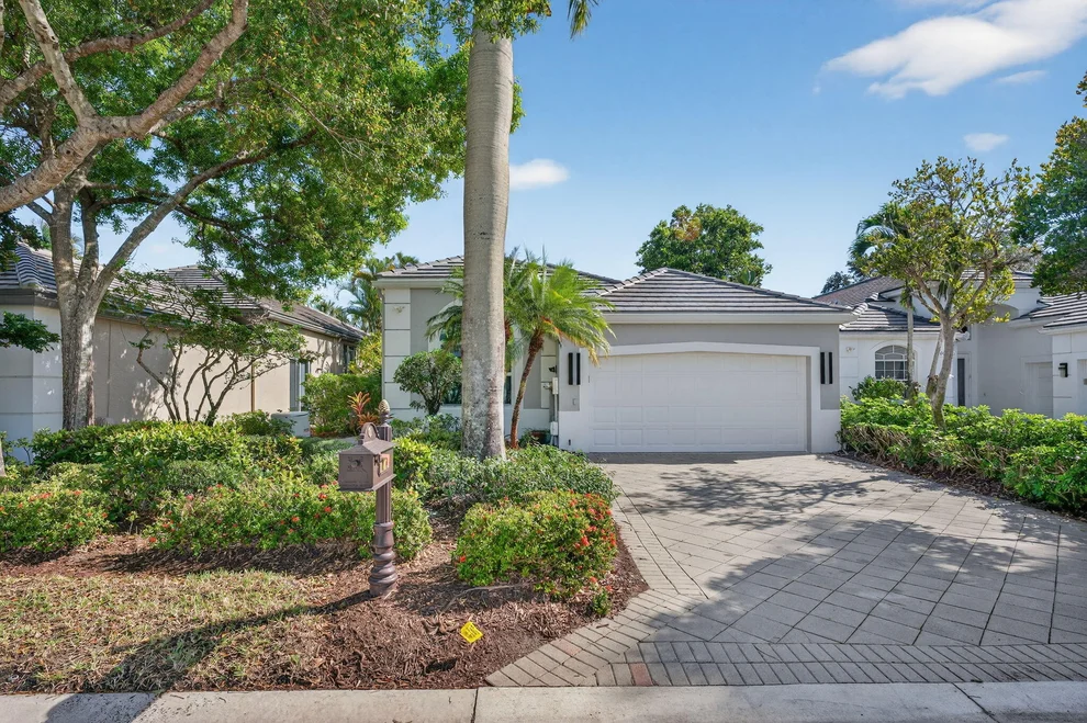 Unit for sale at 16076 Villa Vizcaya Place, Delray Beach, FL 33446