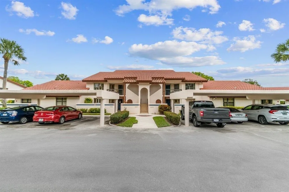 Unit for sale at 3480 SE Martinique Trace, Stuart, FL 34997