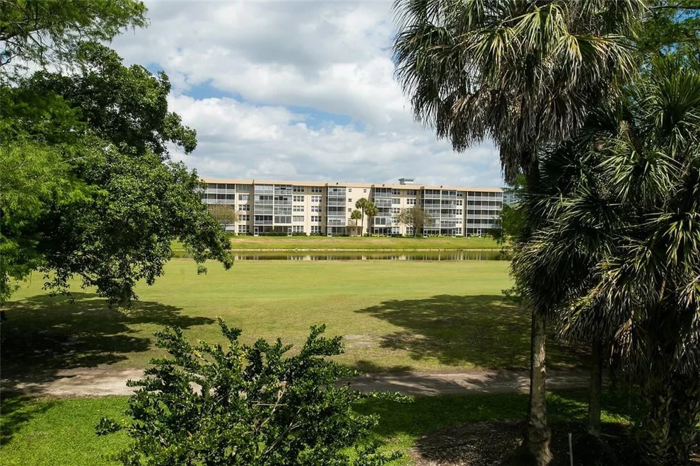 Unit for sale at 4011 N Cypress Drive, Pompano Beach, FL 33069