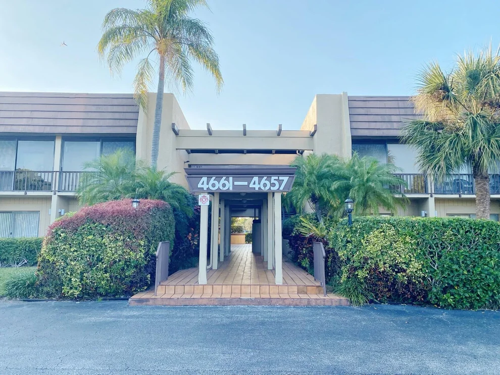 Unit for sale at 4661 Fountains Drive S, Lake Worth, FL 33467