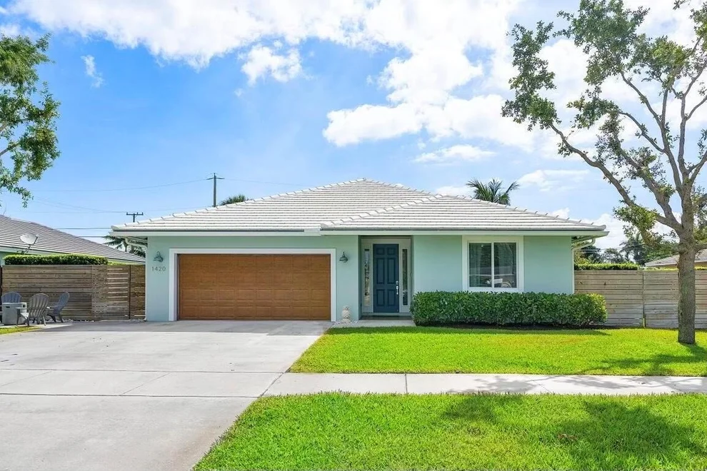 Unit for sale at 1420 High Ridge Road, Lake Worth Beach, FL 33461