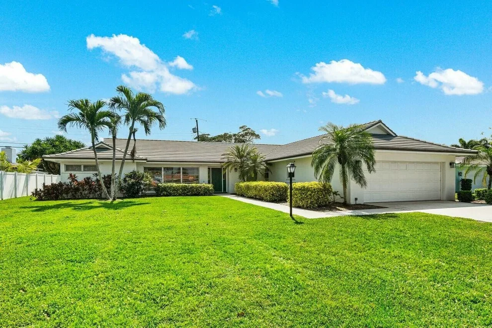 Unit for sale at 45 Golfview Drive, Tequesta, FL 33469