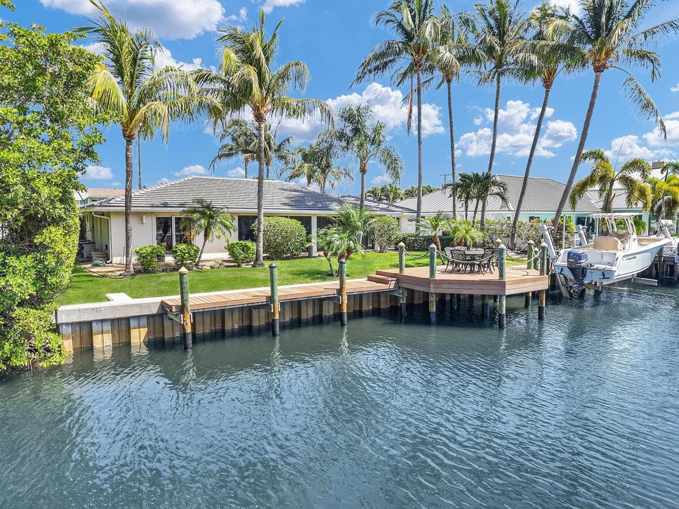 Unit for sale at 4 Kepner Drive, Boynton Beach, FL 33435
