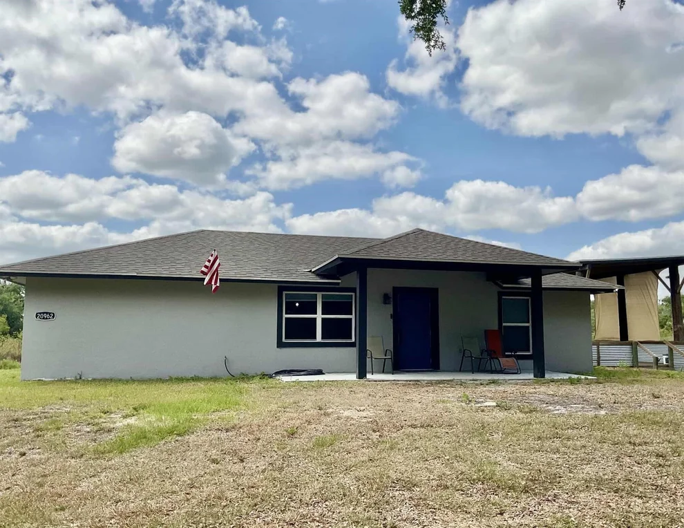 Unit for sale at 20962 NW 258th Street, Okeechobee, FL 34972