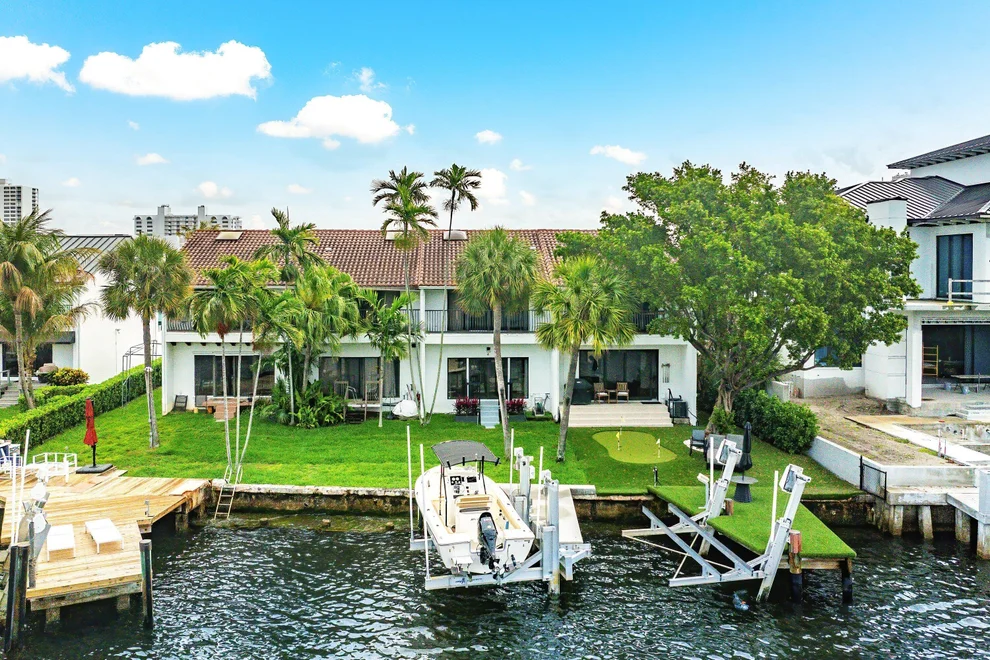 Unit for sale at 605 NE 19th Avenue, Deerfield Beach, FL 33441
