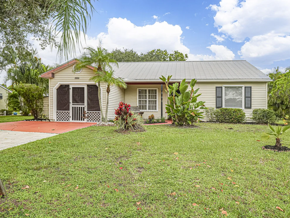 Unit for sale at 2050 SE West Dunbrooke Circle, Port St Lucie, FL 34952