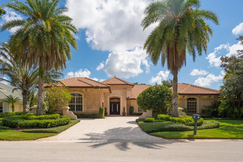 Unit for sale at 197 Thornton Drive, Palm Beach Gardens, FL 33418