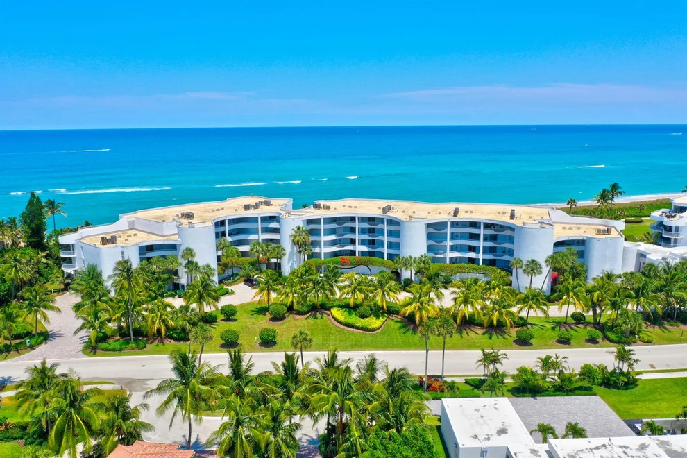 Unit for sale at 2001 SE Sailfish Point Boulevard, Stuart, FL 34996