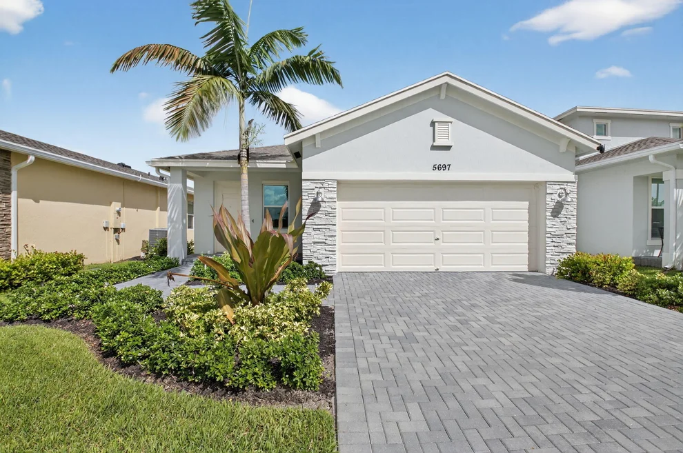 Unit for sale at 5697 Graceful Way, Delray Beach, FL 33484