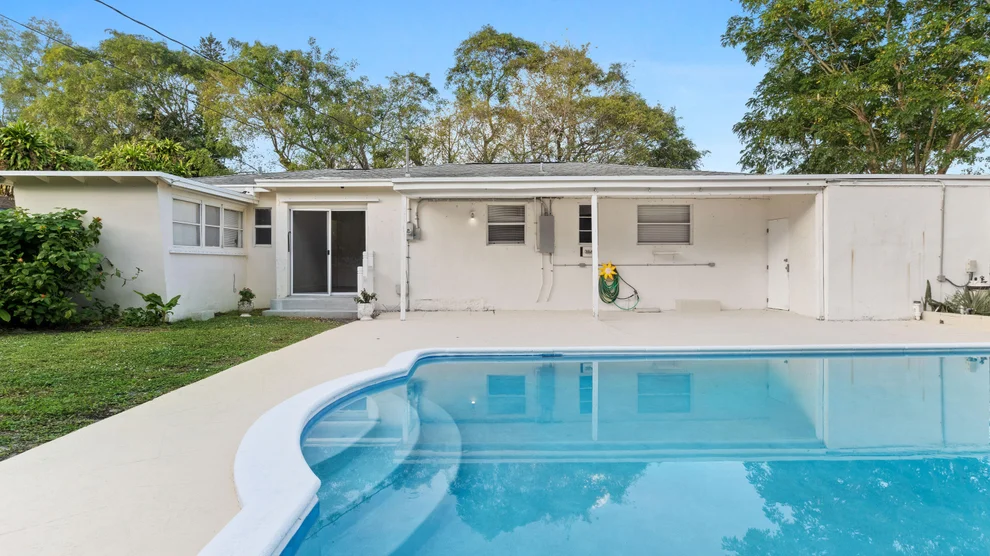 Unit for sale at 920 42nd Street, West Palm Beach, FL 33407