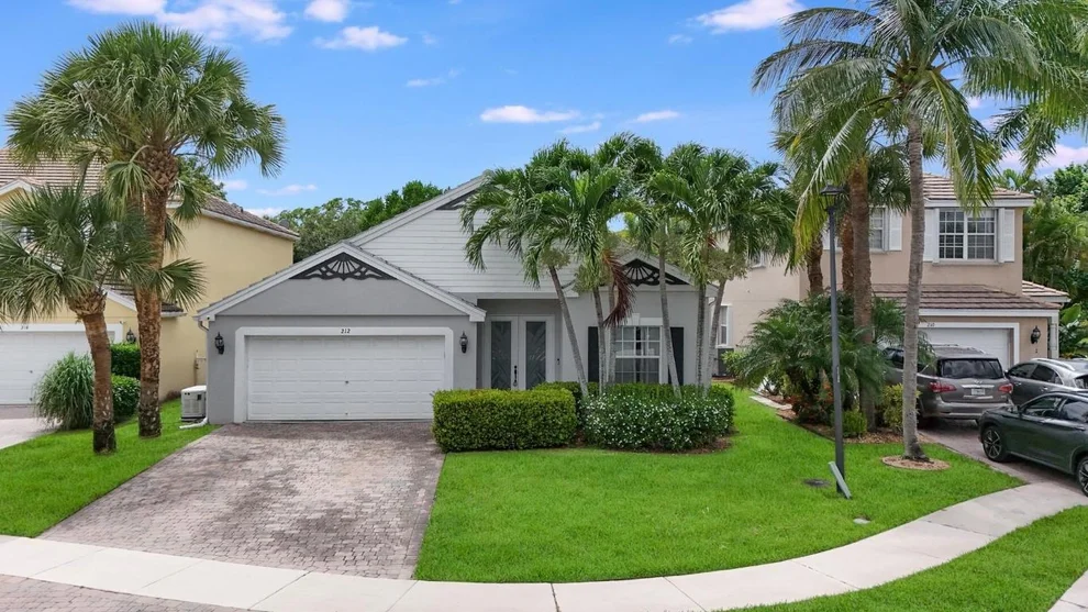 Unit for sale at 212 Kensington Way, Royal Palm Beach, FL 33414