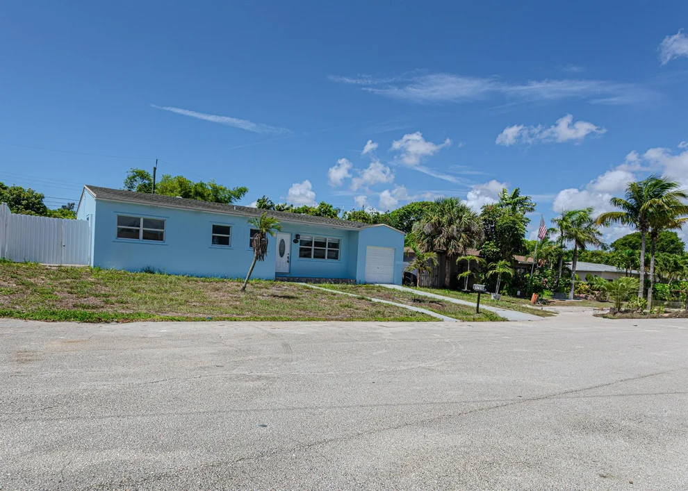 Unit for sale at 1715 12th Avenue N, Lake Worth Beach, FL 33460