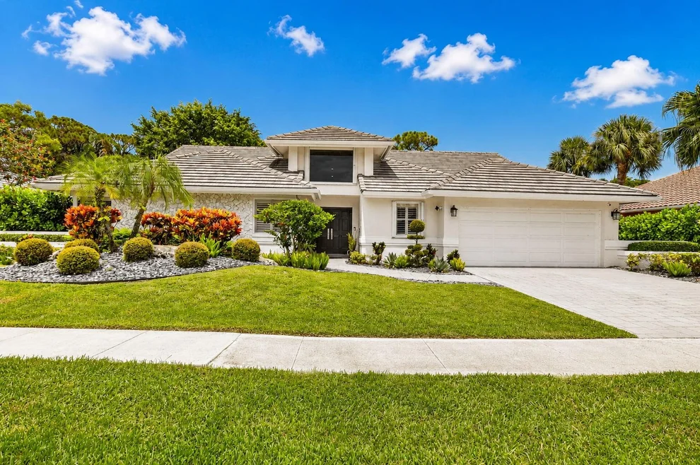 Unit for sale at 4480 NW 28th Avenue, Boca Raton, FL 33434