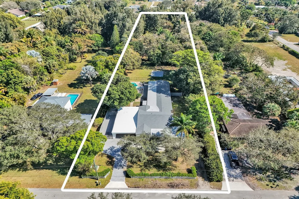 Unit for sale at 216 Bayberry Drive, Plantation, FL 33317