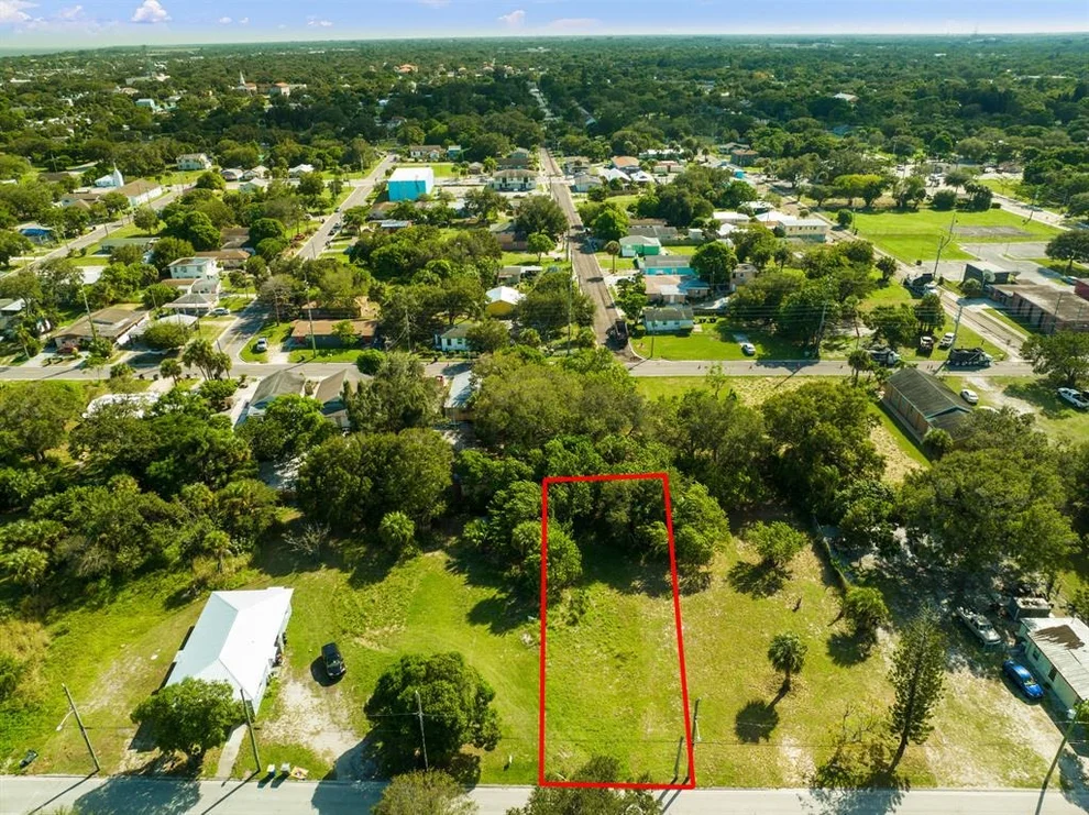 Unit for sale at 1125 Avenue F, Fort Pierce, FL 34950