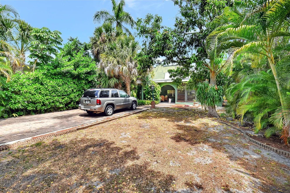 Unit for sale at 113 NE 11th Street, Delray Beach, FL 33444
