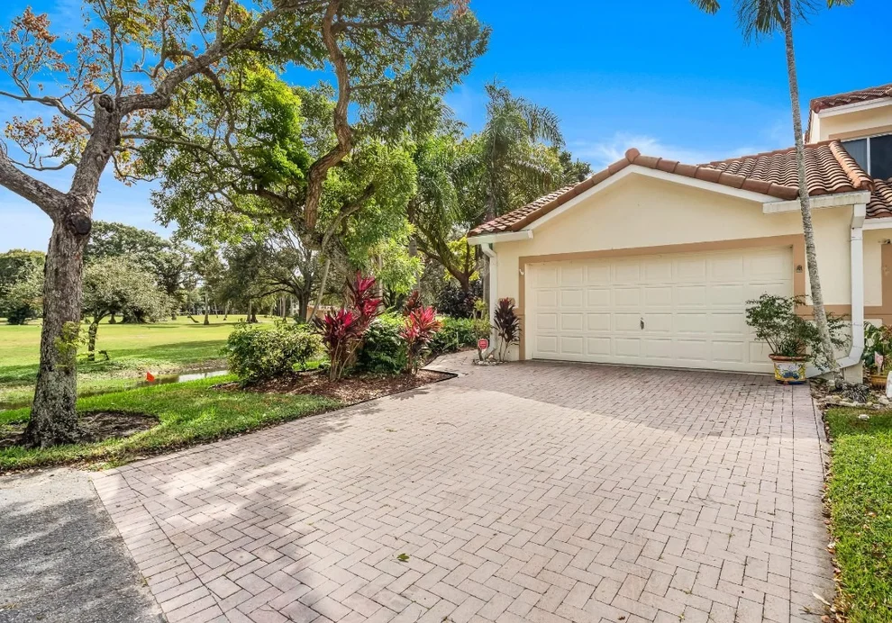 Unit for sale at 476 W Palm Aire Drive, Pompano Beach, FL 33069
