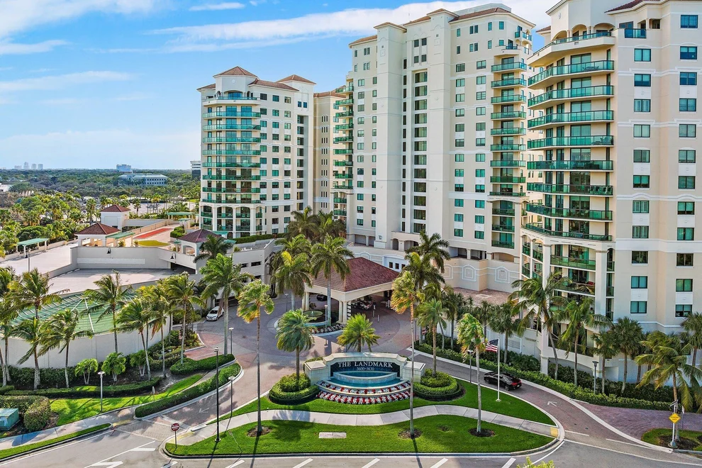 Unit for sale at 3610 Gardens Parkway, Palm Beach Gardens, FL 33410