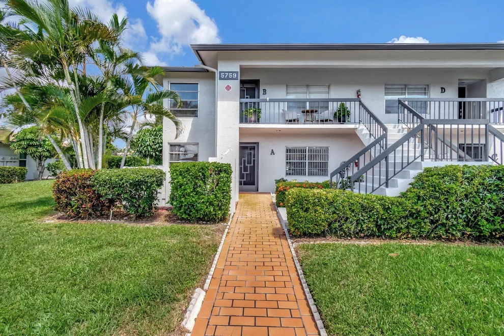 Unit for sale at 5759 Phoenix Palm Court, Delray Beach, FL 33484