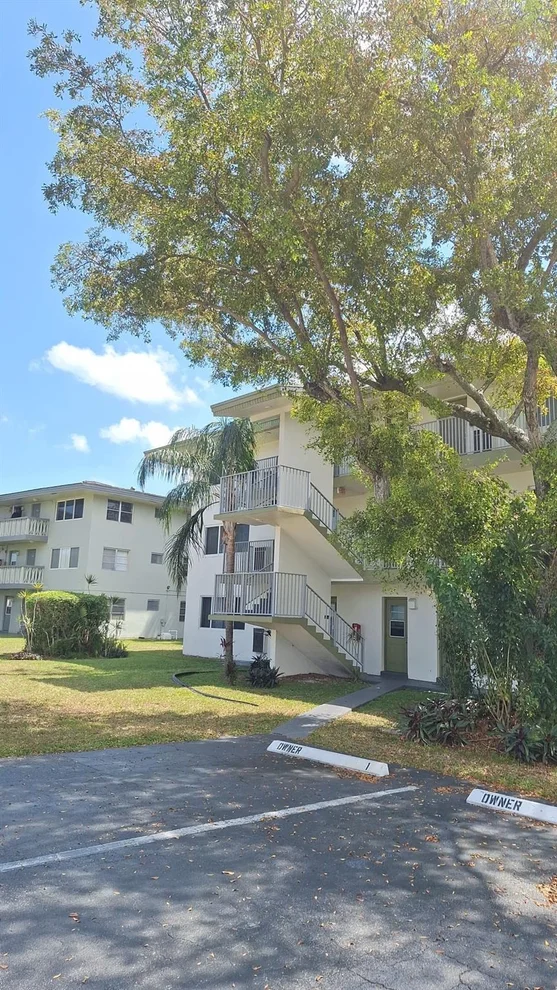 Unit for sale at 5480 NW 11th Street, Lauderhill, FL 33313