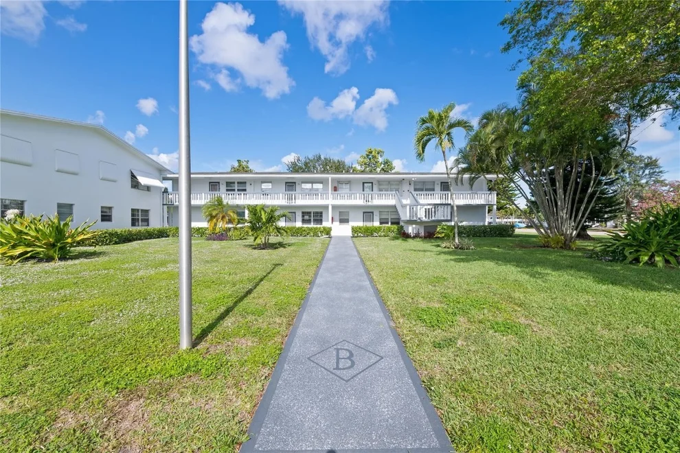 Unit for sale at 39 Prescott B, Deerfield Beach, FL 33442