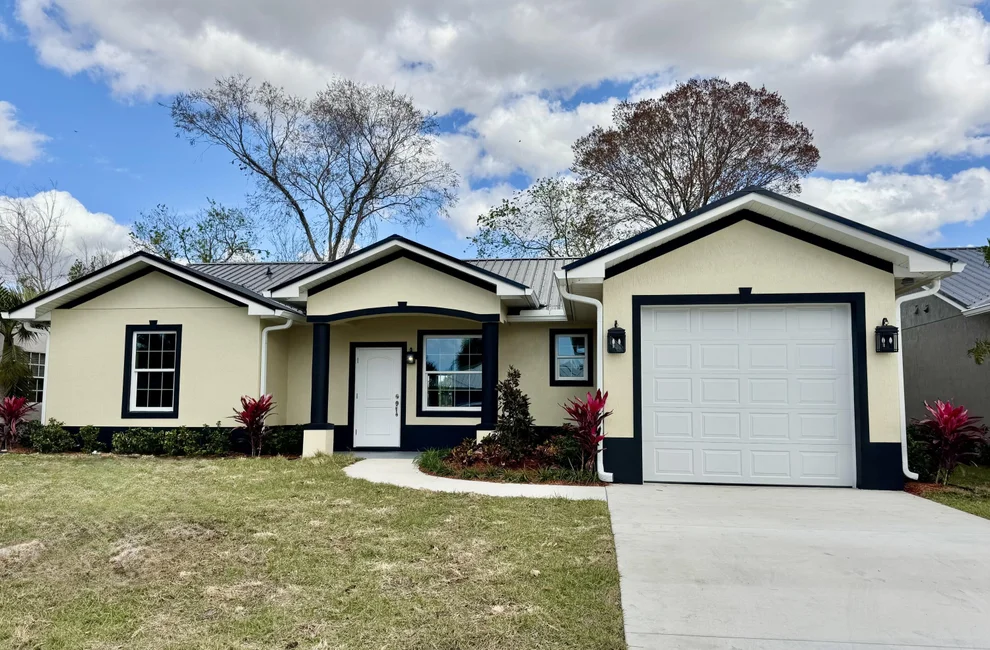 Unit for sale at 5007 SE 42nd Street, Okeechobee, FL 34974