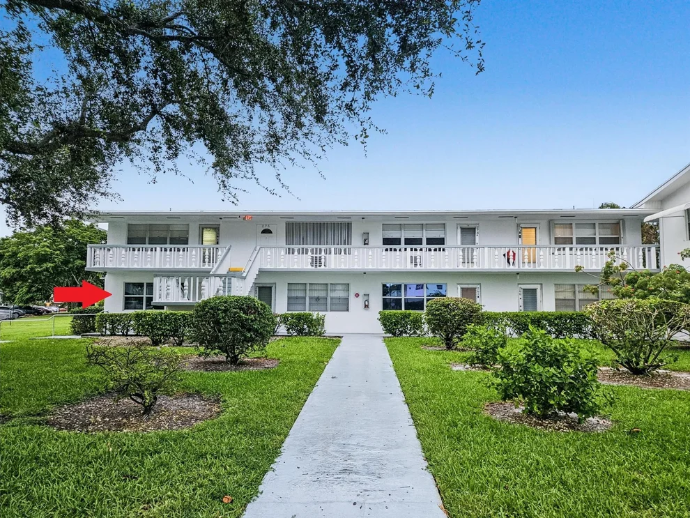 Unit for sale at 263 Windsor L, West Palm Beach, FL 33417