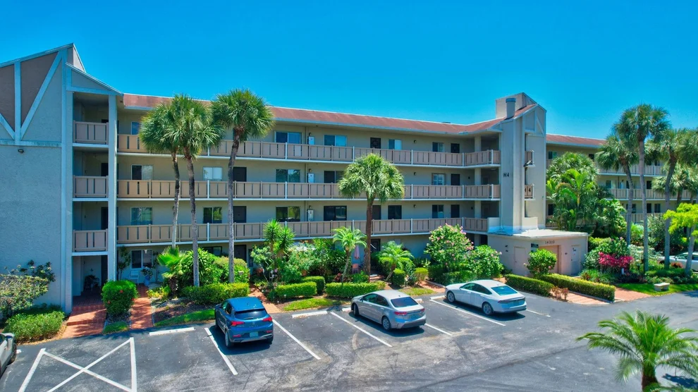 Unit for sale at 14310 Strathmore Lane, Delray Beach, FL 33446
