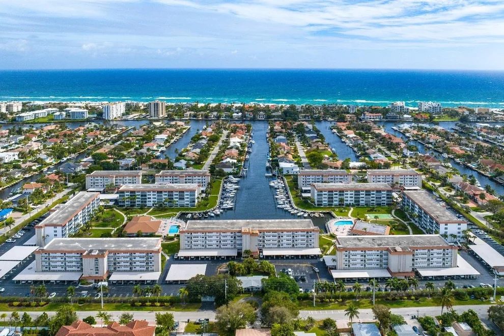 Unit for sale at 900 Dogwood Drive, Delray Beach, FL 33483