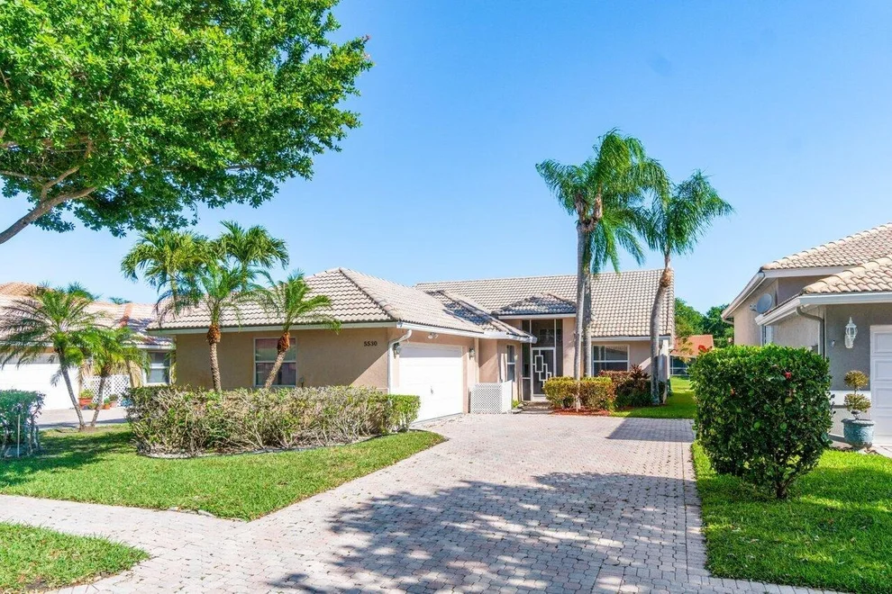 Unit for sale at 5530 Grande Palm Circle, Delray Beach, FL 33484