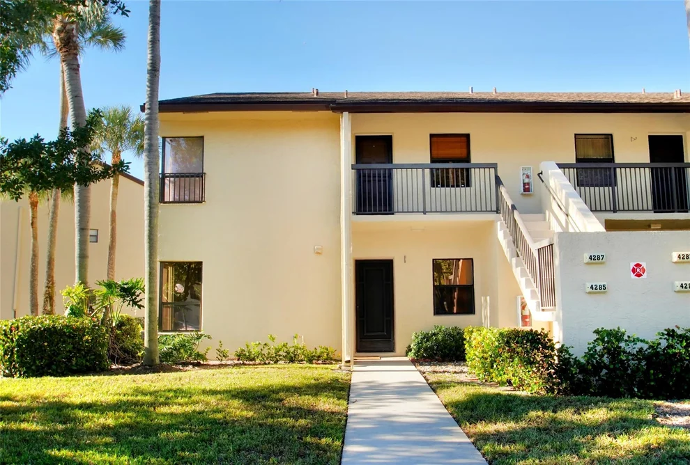 Unit for sale at 4287 S Carambola, Coconut Creek, FL 33066
