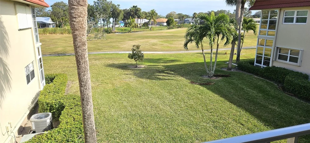 Unit for sale at 25 Pine Arbor Lane, Vero Beach, FL 32962