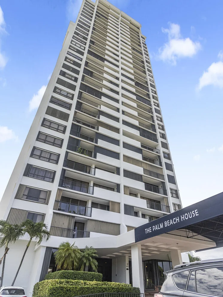 Unit for sale at 5600 N Flagler Drive, West Palm Beach, FL 33407