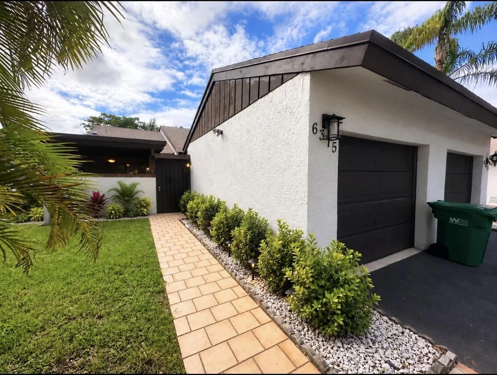 Unit for sale at 6375 PINEHURST Circle W, Tamarac, FL 33321