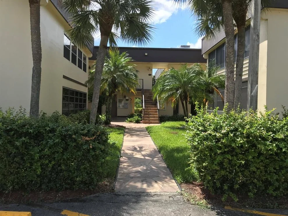 Unit for sale at 233 Capri E, Delray Beach, FL 33484