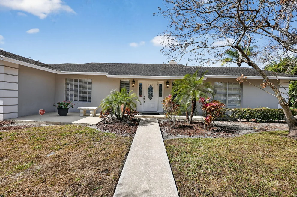 Unit for sale at 15315 78th Drive N, Palm Beach Gardens, FL 33418
