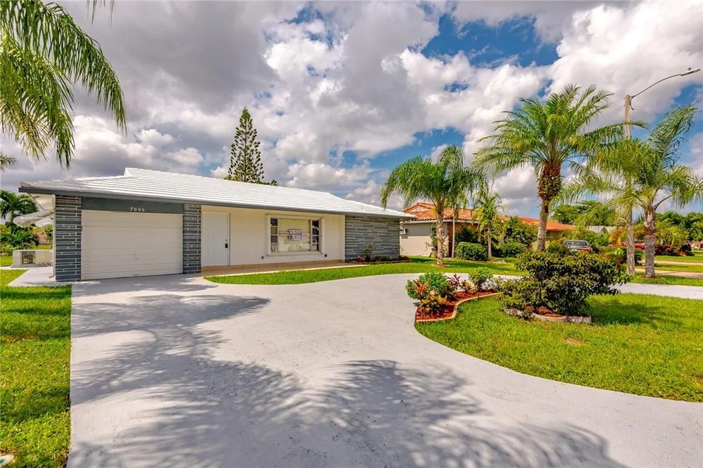 Unit for sale at 7005 NW 95th Terrace, Tamarac, FL 33321