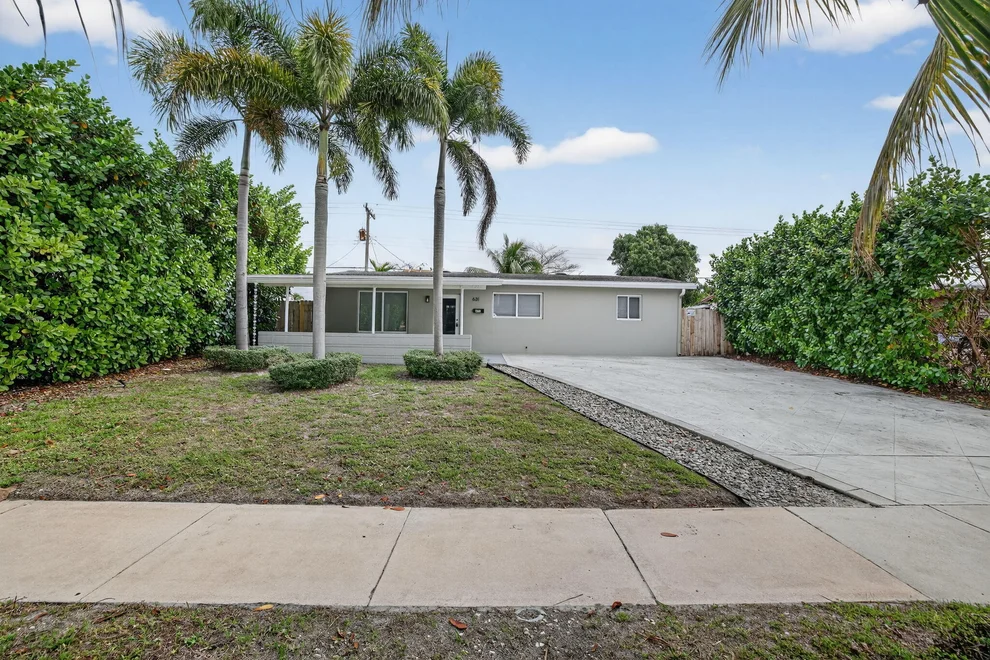 Unit for sale at 631 N 70th Avenue, Hollywood, FL 33024