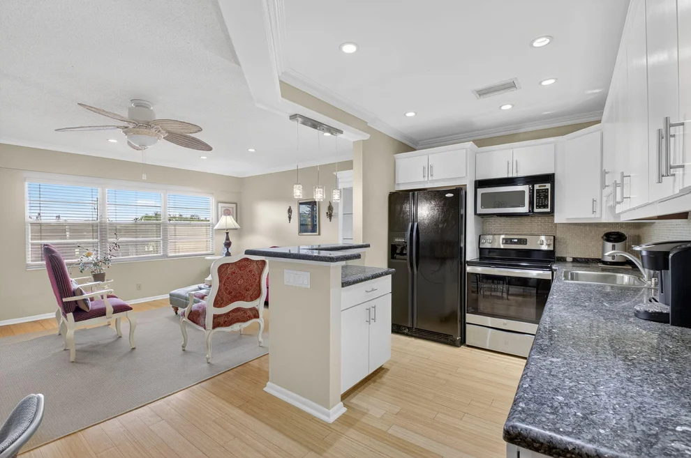 Unit for sale at 125 Suffolk C, Boca Raton, FL 33434