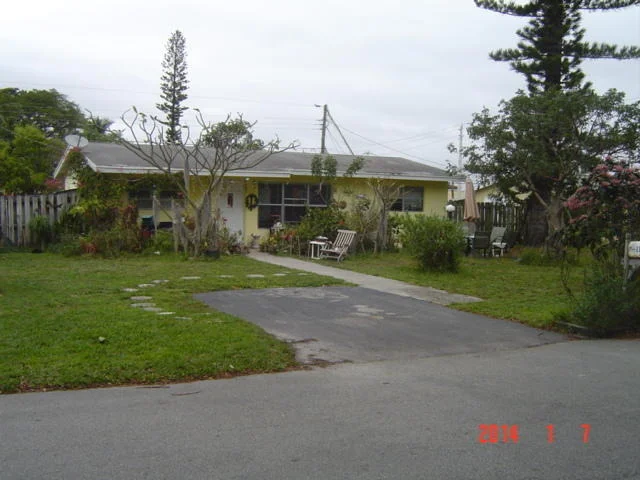 Unit for sale at 115 NW 7TH Street, Boca Raton, FL 33432