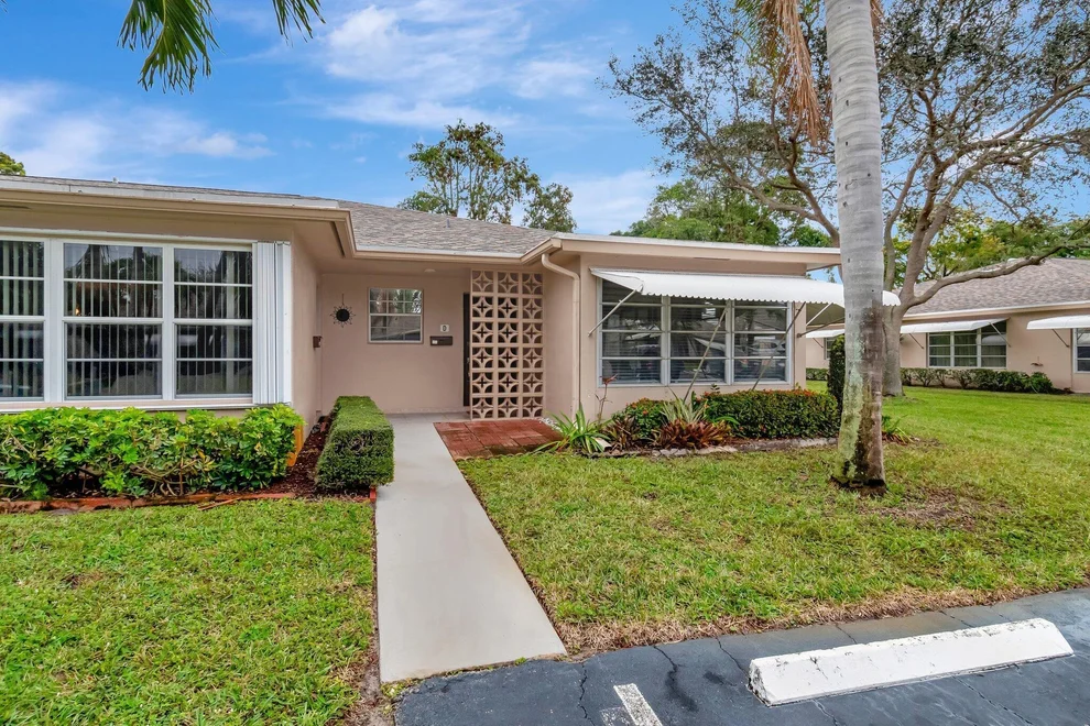 Unit for sale at 1375 High Point Way SW, Delray Beach, FL 33445