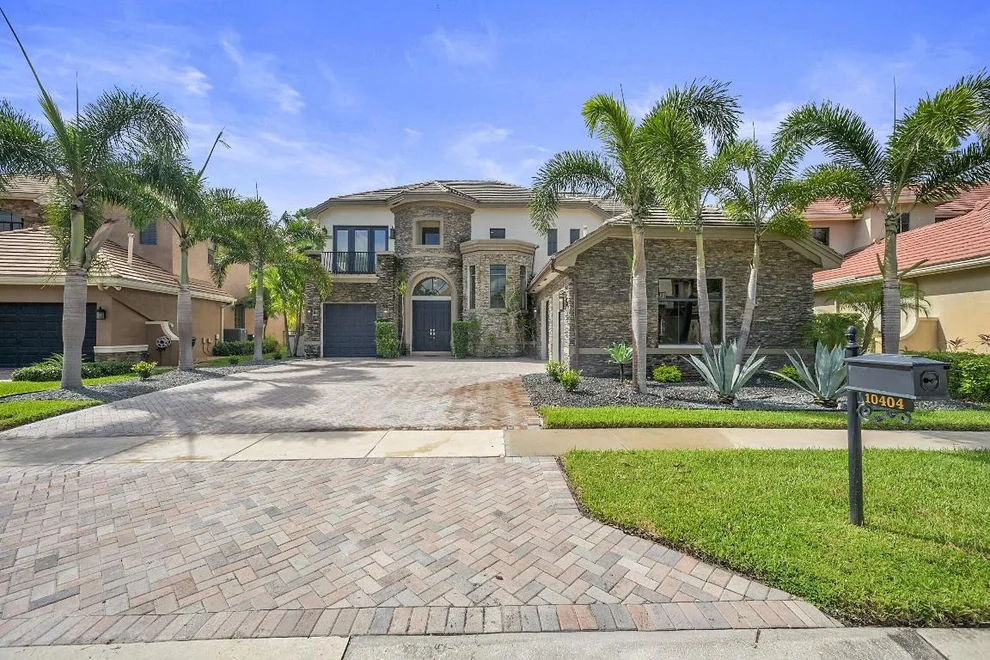 Unit for sale at 10404 Trianon Place, Wellington, FL 33449