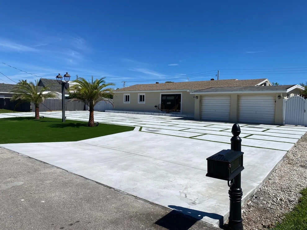Unit for sale at 1828 S Meadow Court, West Palm Beach, FL 33406