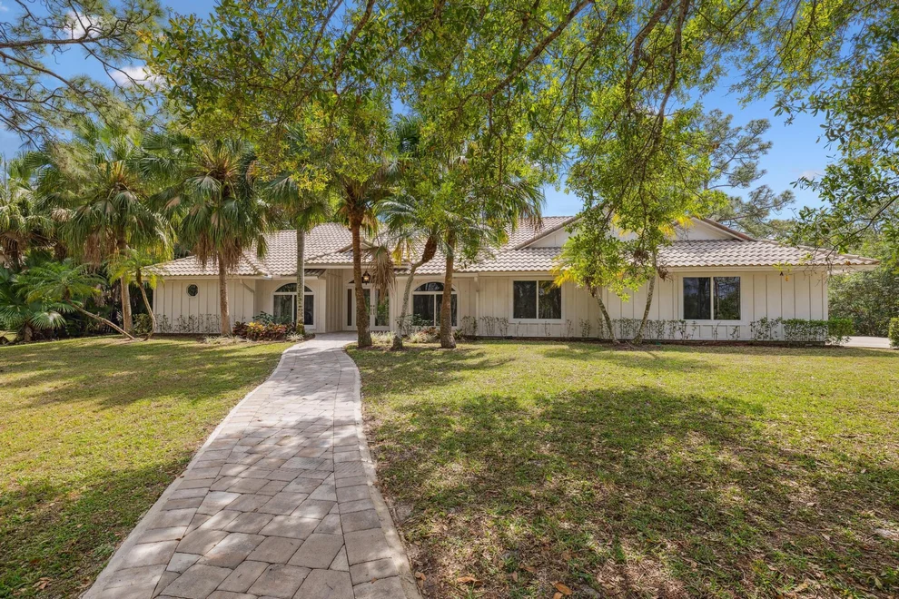 Unit for sale at 1760 SE Colony Way, Jupiter, FL 33478